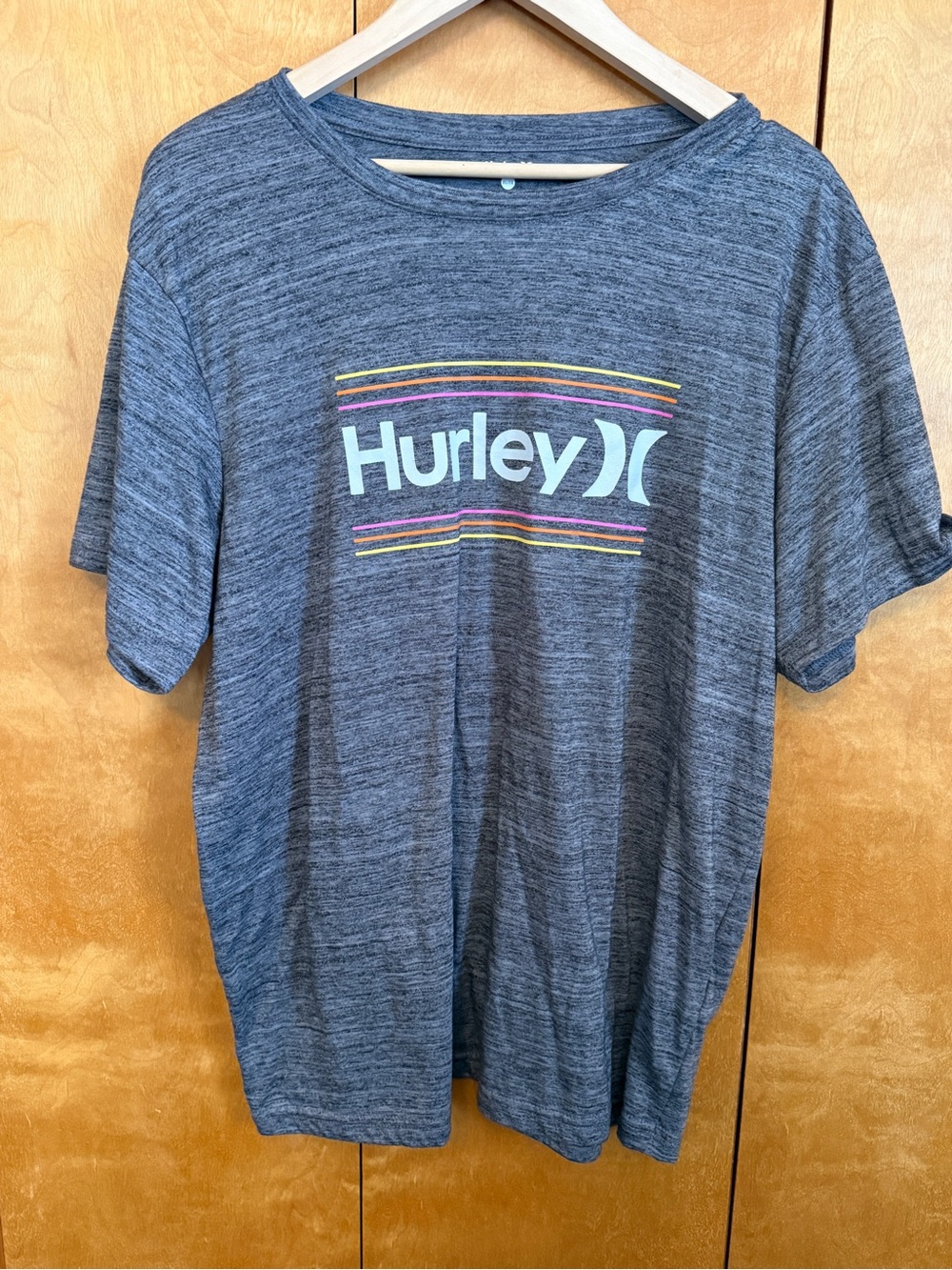 Hurley Heather Gray Logo Tee with Multicolor Stripe men size XL